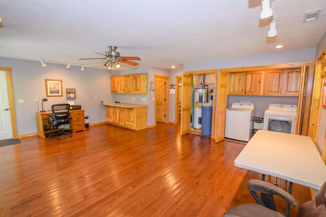 32344 Us-160, Tecumseh, MO 65760