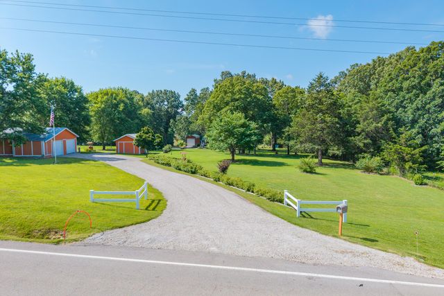 32344 Us-160, Tecumseh, MO 65760