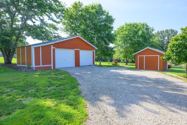 32344 Us-160, Tecumseh, MO 65760