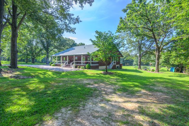 32344 Us-160, Tecumseh, MO 65760