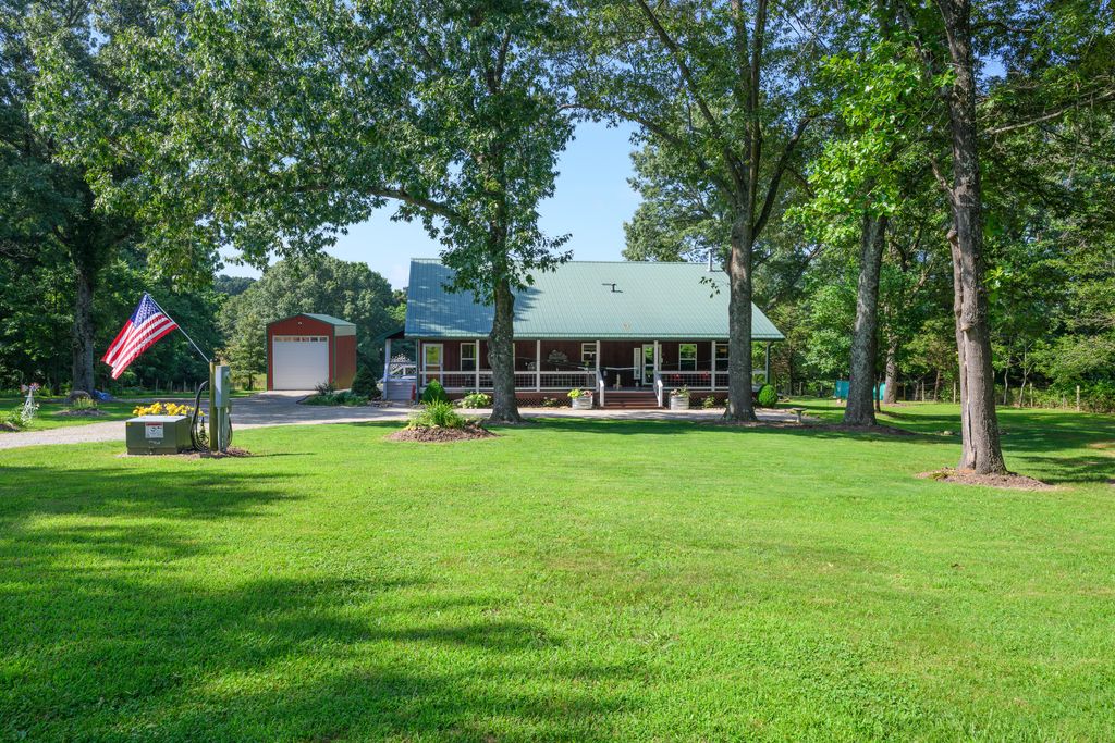 32344 Us-160, Tecumseh, MO 65760