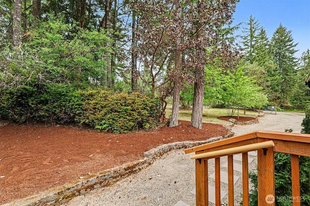 719 Tiedeman Road, Lakebay, WA 98349