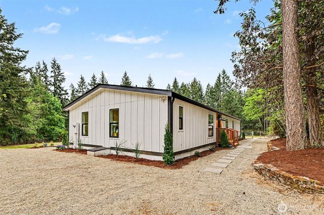 719 Tiedeman Road, Lakebay, WA 98349