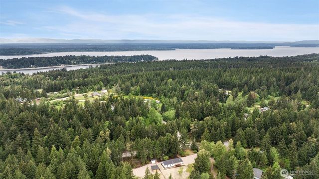 719 Tiedeman Road, Lakebay, WA 98349
