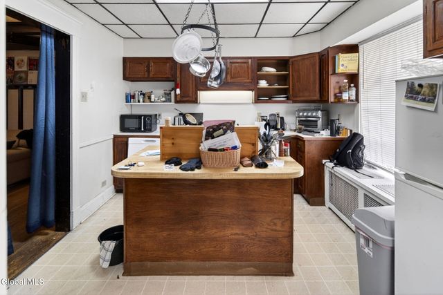 810 Lancaster Street, Albany, NY 12203
