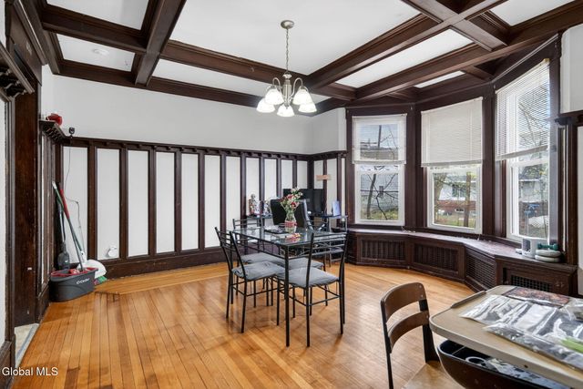 810 Lancaster Street, Albany, NY 12203