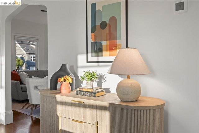 2201 Coloma St., Oakland, CA 94602