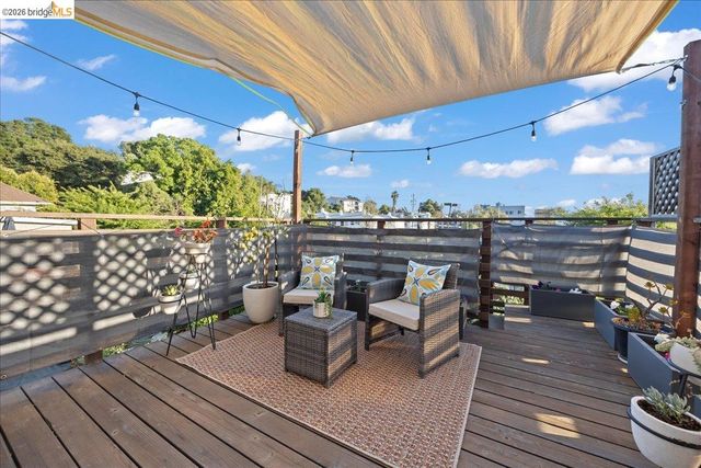 2201 Coloma St., Oakland, CA 94602