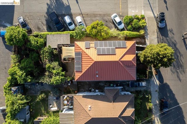 2201 Coloma St., Oakland, CA 94602