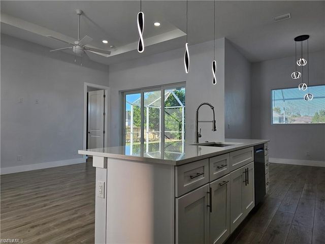 1425 NW 1st ST, Cape Coral, FL 33993