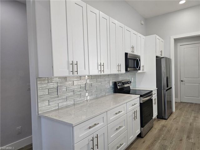 1425 NW 1st ST, Cape Coral, FL 33993
