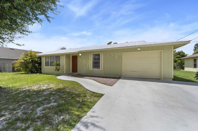 636 SW EYERLY Avenue, Port St. Lucie, FL 34983