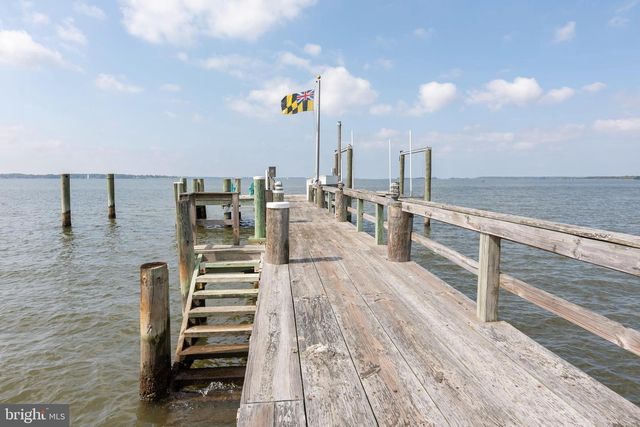 1724 FERRY POINT CT, Trappe, MD 21673