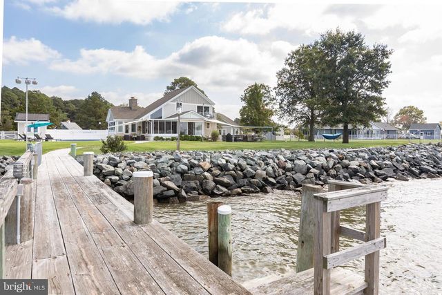 1724 FERRY POINT CT, Trappe, MD 21673