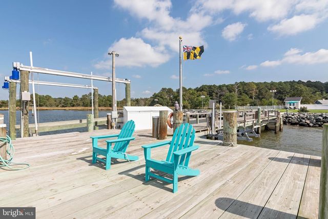 1724 FERRY POINT CT, Trappe, MD 21673