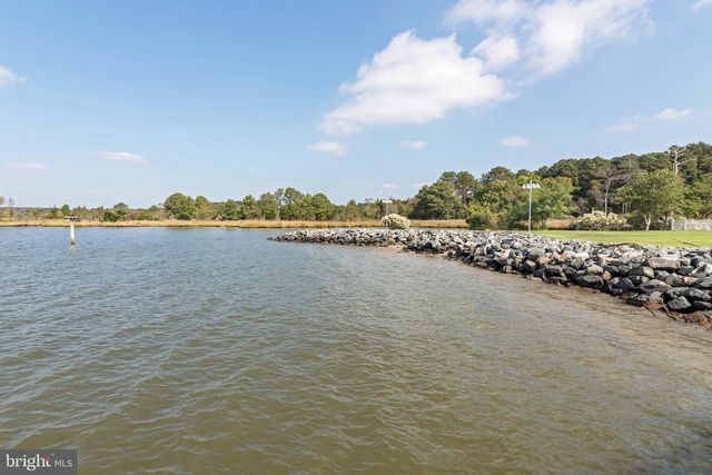1724 FERRY POINT CT, Trappe, MD 21673