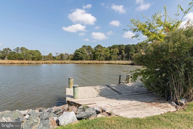 1724 FERRY POINT CT, Trappe, MD 21673