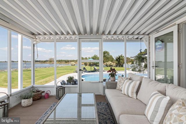 1724 FERRY POINT CT, Trappe, MD 21673
