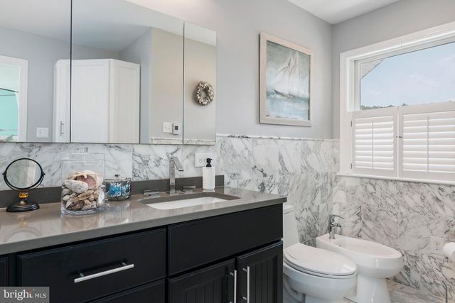 1724 FERRY POINT CT, Trappe, MD 21673