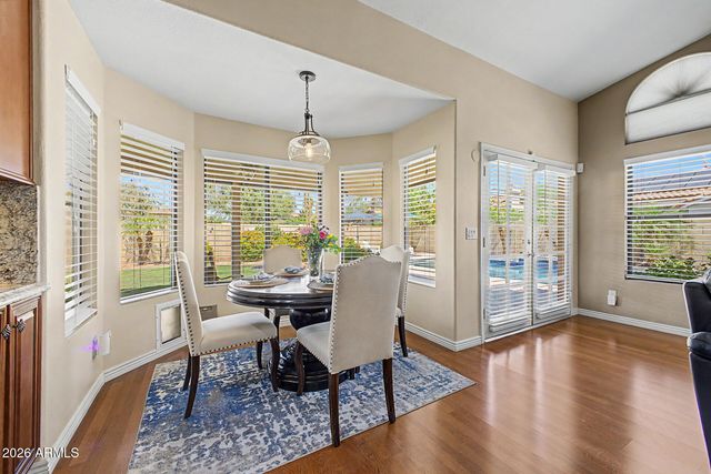 414 S SURFSIDE Drive, Gilbert, AZ 85233