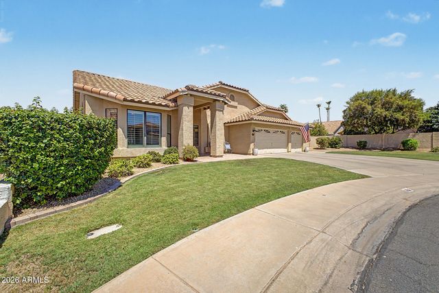 414 S SURFSIDE Drive, Gilbert, AZ 85233