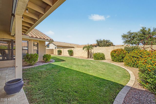 414 S SURFSIDE Drive, Gilbert, AZ 85233