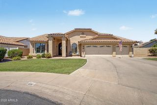 414 S SURFSIDE Drive, Gilbert, AZ 85233