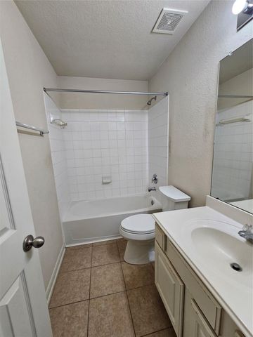 13231 Barrow Point Lane, Houston, TX 77014