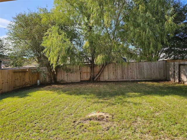 13231 Barrow Point Lane, Houston, TX 77014