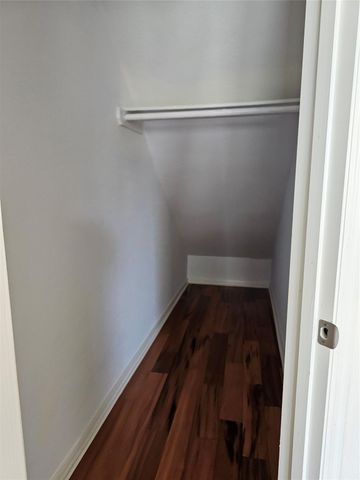 13231 Barrow Point Lane, Houston, TX 77014