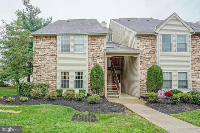 194 TAVISTOCK, Cherry Hill, NJ 08034
