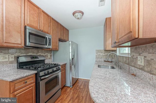 194 TAVISTOCK, Cherry Hill, NJ 08034
