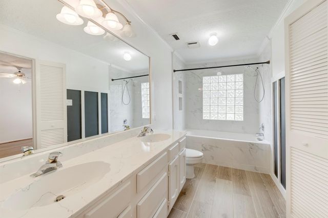 42 N Timber Top Drive, The Woodlands, TX 77380