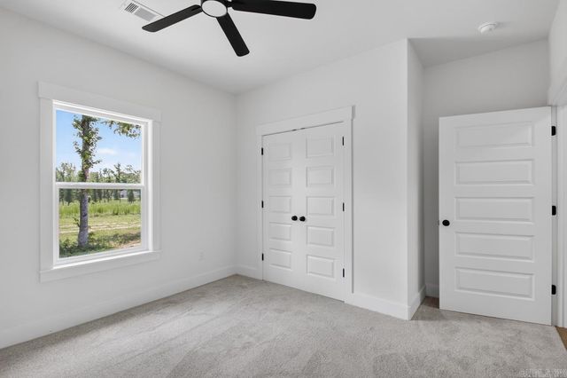 6748 N Detonti Rd, Bauxite, AR 72011
