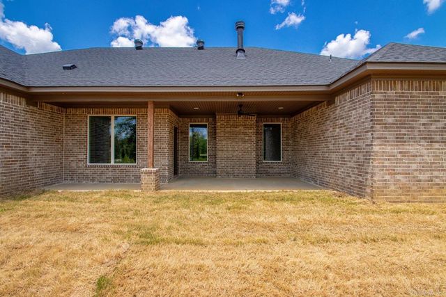 6748 N Detonti Rd, Bauxite, AR 72011