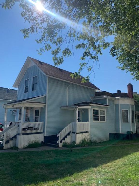 822 Wall Street, Port Huron Twp, MI 48060