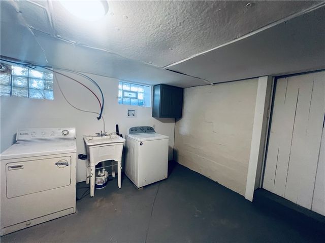 262 Adams St., Braddock Hills, PA 15221