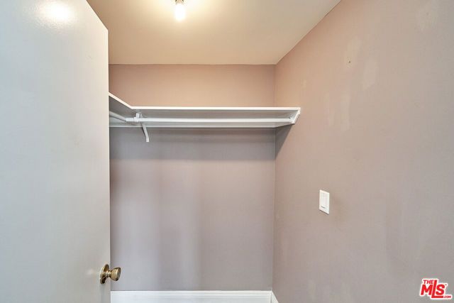 727 S Ardmore Avenue 801, Los Angeles, CA 90005