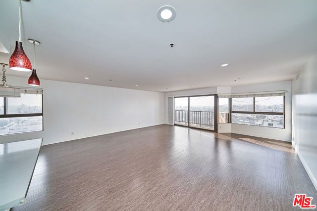 727 S Ardmore Avenue 801, Los Angeles, CA 90005