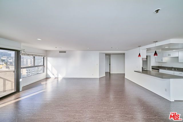 727 S Ardmore Avenue 801, Los Angeles, CA 90005