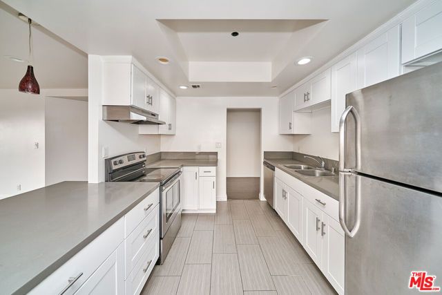 727 S Ardmore Avenue 801, Los Angeles, CA 90005