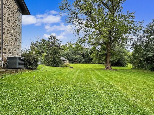 1867 Port Washington ROAD, Grafton, WI 53024