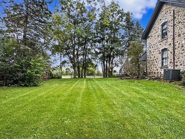 1867 Port Washington ROAD, Grafton, WI 53024