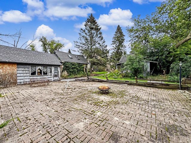 1867 Port Washington ROAD, Grafton, WI 53024