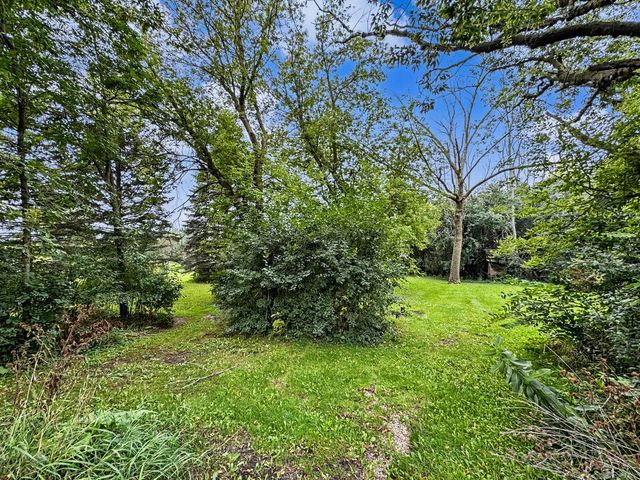 1867 Port Washington ROAD, Grafton, WI 53024