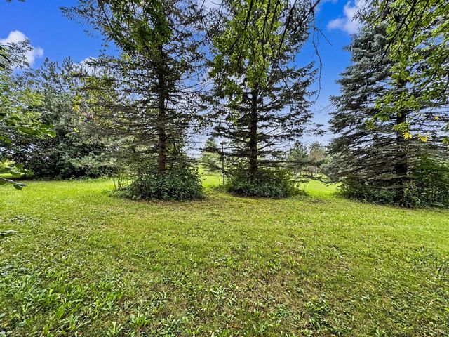 1867 Port Washington ROAD, Grafton, WI 53024