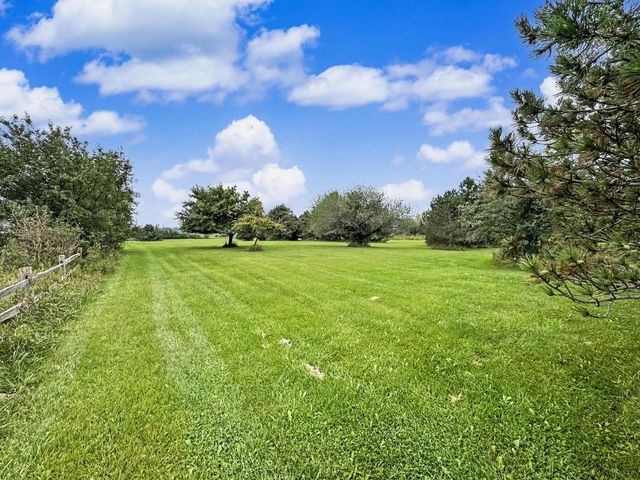 1867 Port Washington ROAD, Grafton, WI 53024