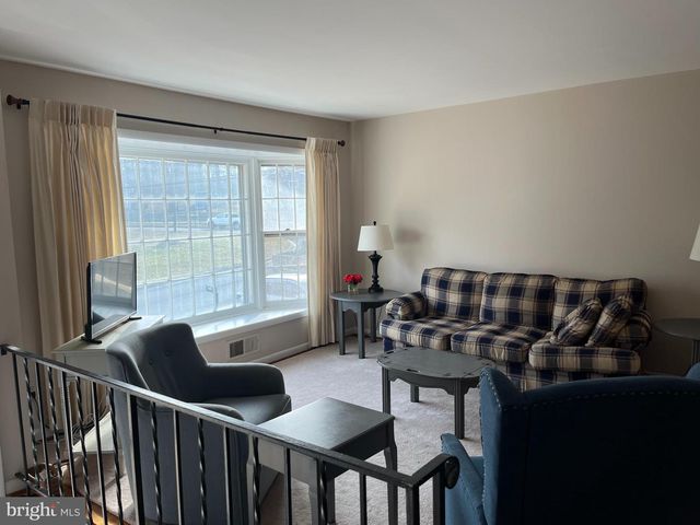 7018 REDMILES RD, Laurel, MD 20707