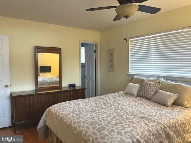 7018 REDMILES RD, Laurel, MD 20707