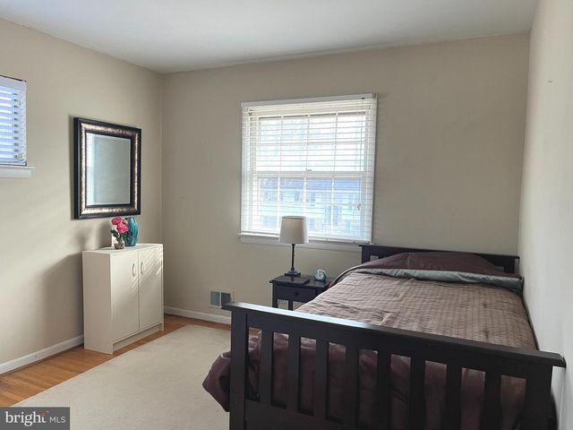 7018 REDMILES RD, Laurel, MD 20707